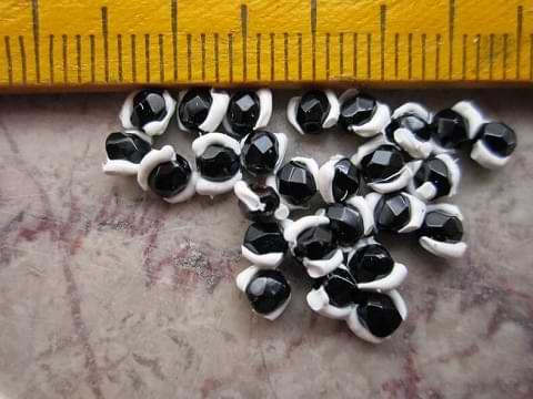 Perles en verre avec germes en relief de 3 mm pour la pêche du gardon